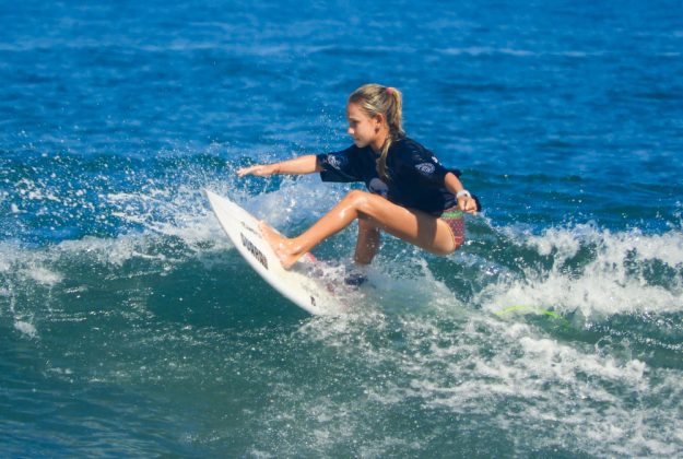 Maria Claudia, Hang Loose Surf Attack, Praia da Baleia, São Sebastião (SP). Foto: Erik Medalha.