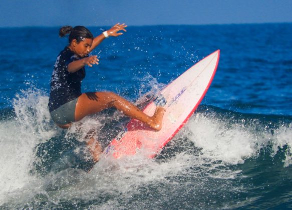 Maeva Guastala, Hang Loose Surf Attack, Praia da Baleia, São Sebastião (SP). Foto: Erik Medalha.