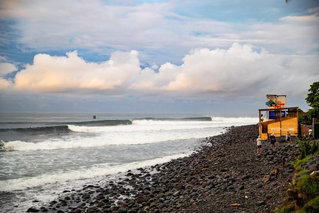 Punta Roca é palco do El Salvador Pro 2024.