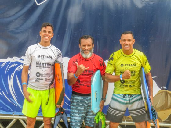 Marcelo Rocha, Rogério Biola e Leander Cunha, Etapa Francisco Rosa Master de Bodyboarding, Praia do Futuro, Ceará. Foto: Victor Santiago.