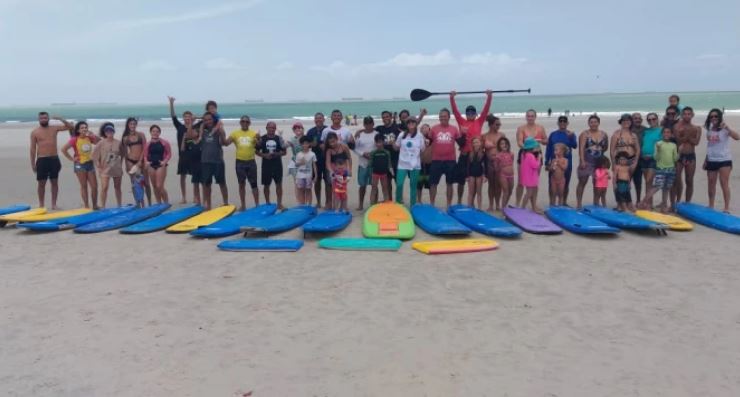 Praia do Olho d’ Água (MA) é palco de ação ambiental com surfe treino organizado pela ASBOA.