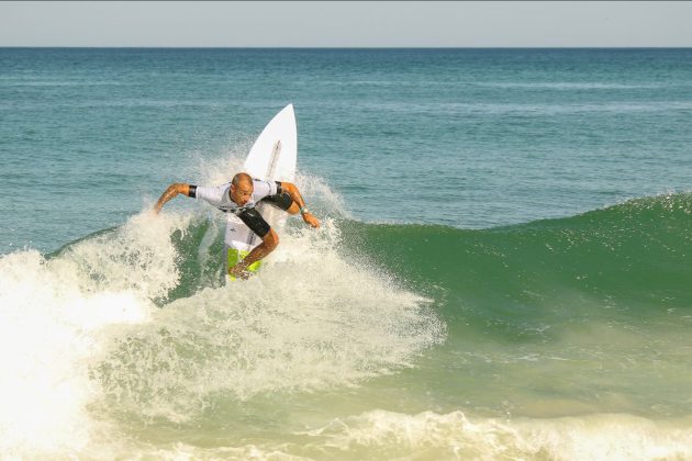 Hugo Bittencourt, Circuito Brasileiro Master, Rio Surf Festival, Praia da Macumba (RJ). Foto: Pablo Zanocchi.