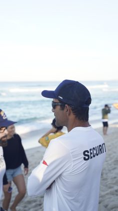 Staff do Rio Pro 2024, Praia de Itaúna, Saquarema (RJ). Foto: Igor Ramos.