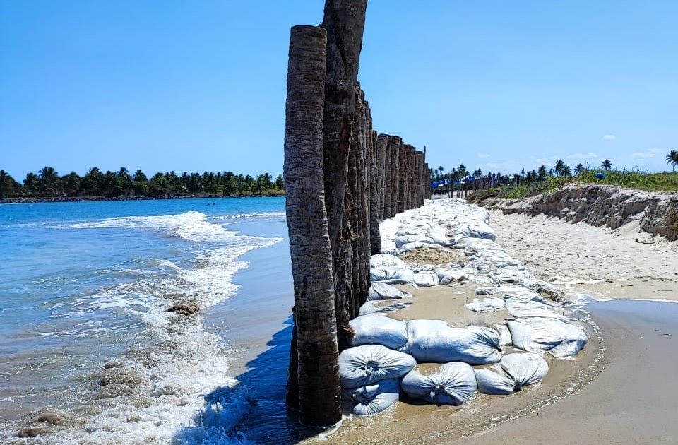 Muro que dificulta acesso à praia no Pontal de Maracaípe (PE) não pode ser derrubado, diz a Justiça.