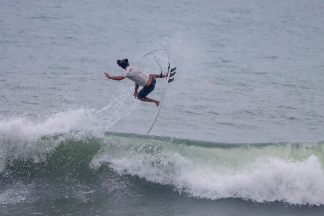 Daniel Adisaka, LayBack Pro, Prainha, Rio de Janeiro (RJ). Foto: Luiz Blanco / LayBack Pro.