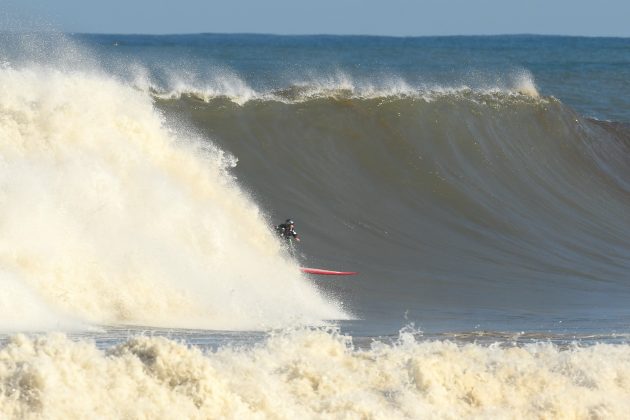 Catarina Lorenzo, Big Wave Mormaii 2024, praia do Cardoso, Laguna (SC). Foto: Marcio David.