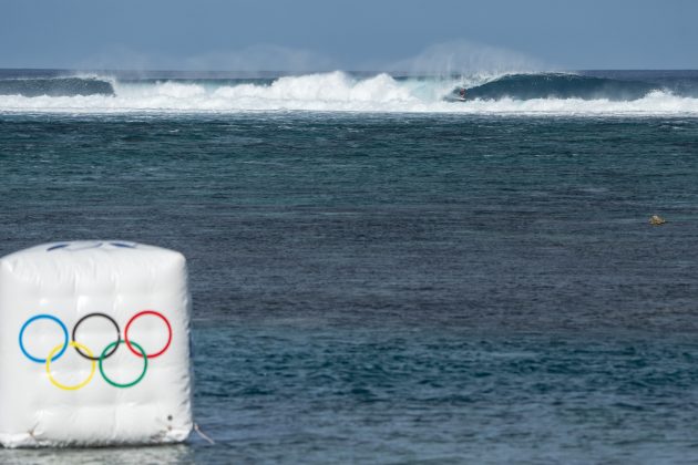 Joan Duru, Jogos Olímpicos 2024, Teahupoo, Taiti. Foto: ISA / Tim Mckenna.