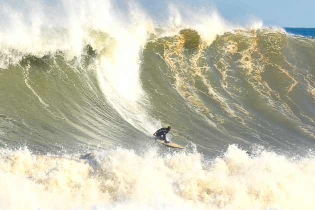 Lucas Chumbo, Big Wave Mormaii 2024, praia do Cardoso, Laguna (SC). Foto: Marcio David.
