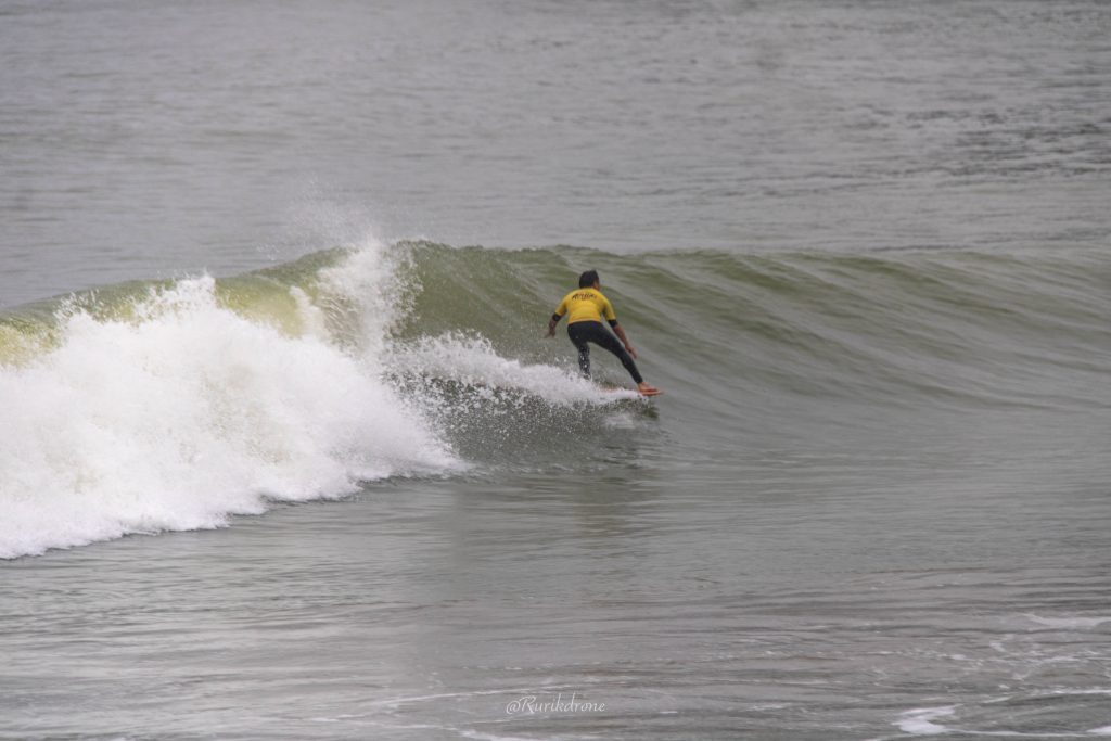 Circuito Catarinense de Longboard 2024, Fico Molhes in Vibe, praia do Atalaia, Itajaí (SC).