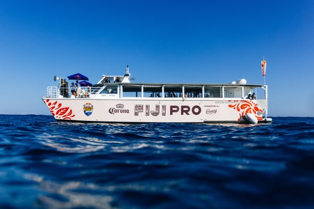 Barco dos atletas, Fiji Pro 2024, Cloudbreak, Tavarua. Foto: WSL / Matt Dunbar.