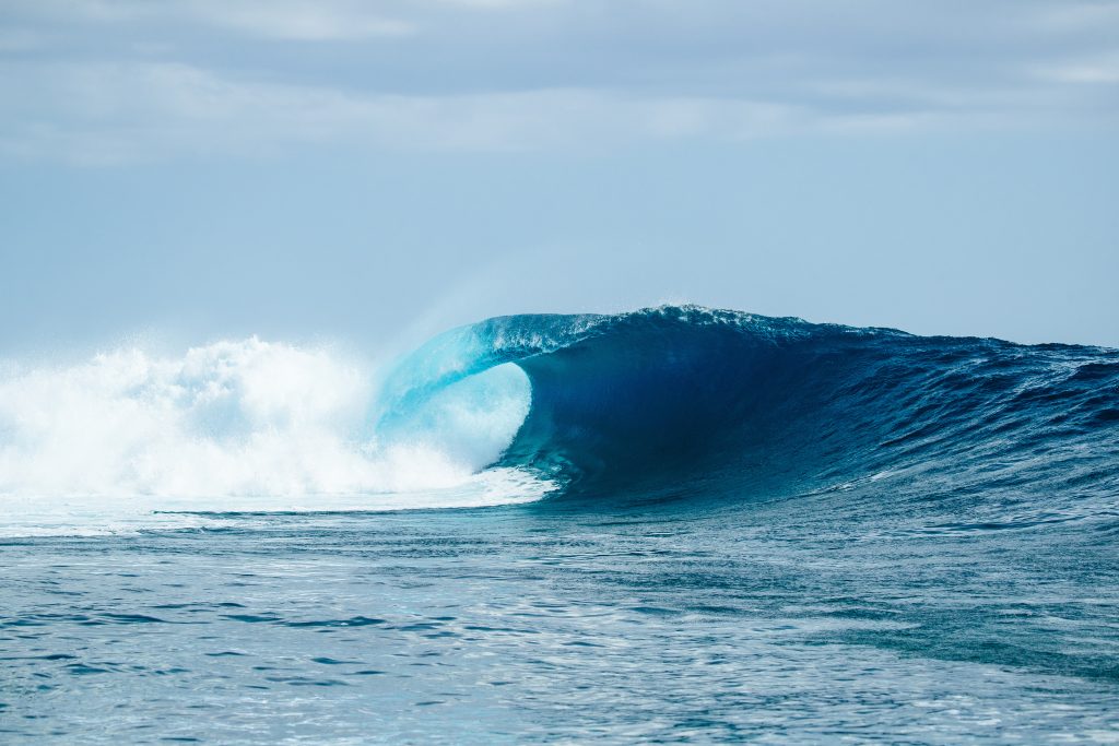 Cloudbreak, Fiji, fica no mar do Pacífico.