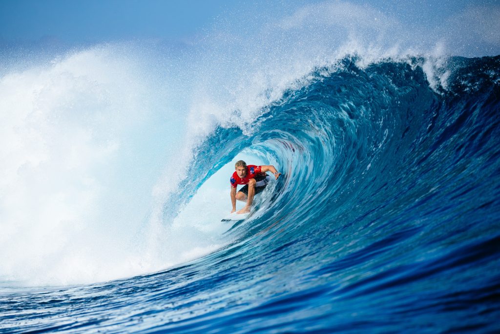 Ethan Ewing segue vivo no Fiji Pro 2024.