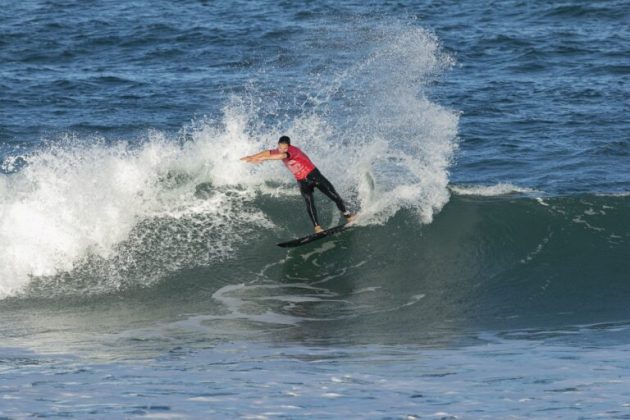 Renaro Hubbe, Tríplice Coroa Imbitubense, Praia do Rosa, Imbituba (SC). Foto: Jack Imagens.