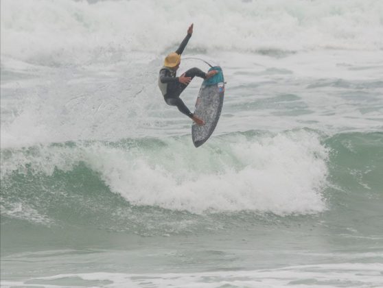 Yuri Gabryel, Fico Kids and Kings 2024, Praia da Joaquina, Florianópolis (SC). Foto: Fabio Barrios de Oliveira.