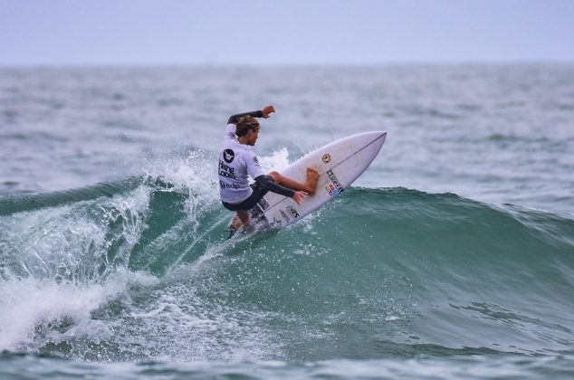 Eduardo Mulford, Copa SP, Hang Loose Surf Attack, Praia de Camburi, São Sebastião (SP). Foto: Erik Medalha.