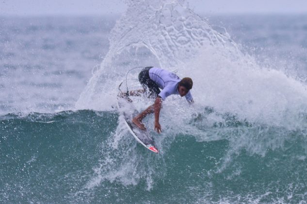 Kailani Rennó, Copa SP, Hang Loose Surf Attack, Praia de Camburi, São Sebastião (SP). Foto: Erik Medalha.