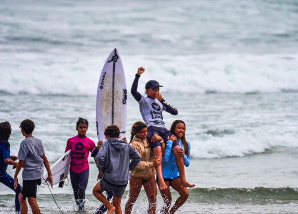 Hang Loose Surf Attack, Praia de Camburi, São Sebastião (SP). Foto: Erik Medalha.