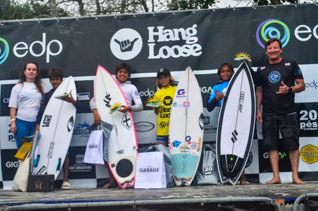 Pódio Sub12 Masculino, Hang Loose Surf Attack, Praia de Camburi, São Sebastião (SP). Foto: Erik Medalha.