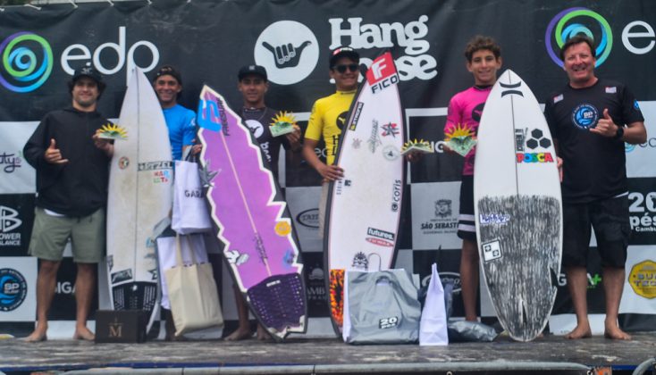 Pódio Sub16 Masculino, Hang Loose Surf Attack, Praia de Camburi, São Sebastião (SP). Foto: Erik Medalha.