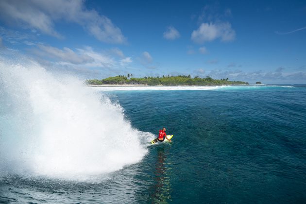 Jadson André, Four Seasons Maldives Surfing Championships Trophy, Sultans, Maldivas. Foto: Jon Frank.