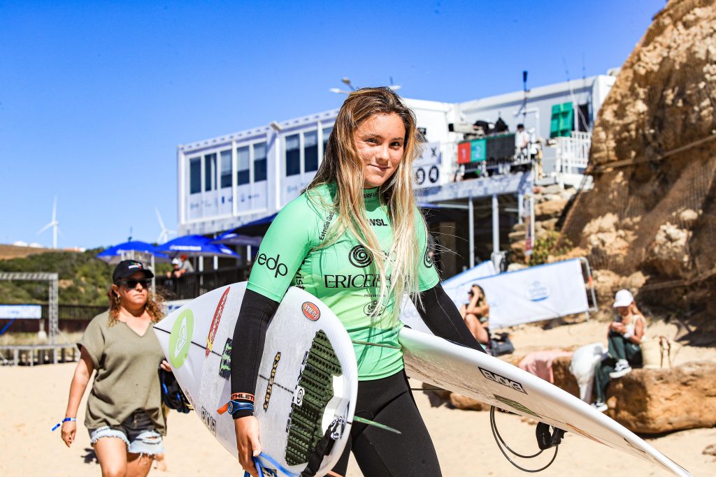 Laura Raupp avança em segundo lugar na bateria.