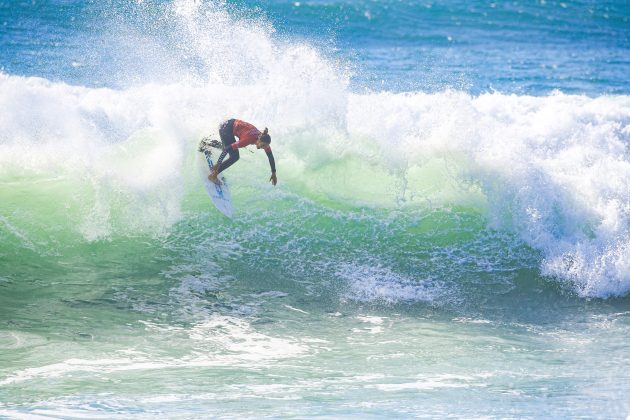 Nadia Erostarbe, Ericeira Pro 2024, Ribeira D'Ilhas, Portugal. Foto: WSL / Masurel.