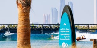 Hang five em Abu Dhabi