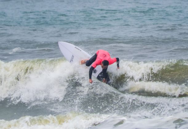 Akio Saito, SPSurf Master 2024, Praia do Centro, Peruíbe (SP). Foto: Erik Medalha.