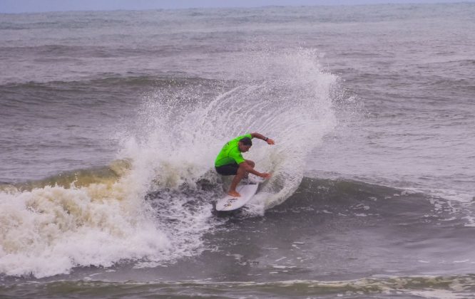 Freddy Jacob, SPSurf Master 2024, Praia do Centro, Peruíbe (SP). Foto: Erik Medalha.