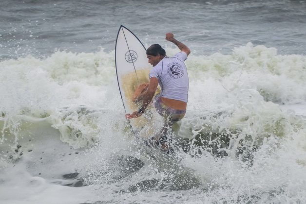 João Carlos Chagas, SPSurf Master 2024, Praia do Centro, Peruíbe (SP). Foto: Erik Medalha.