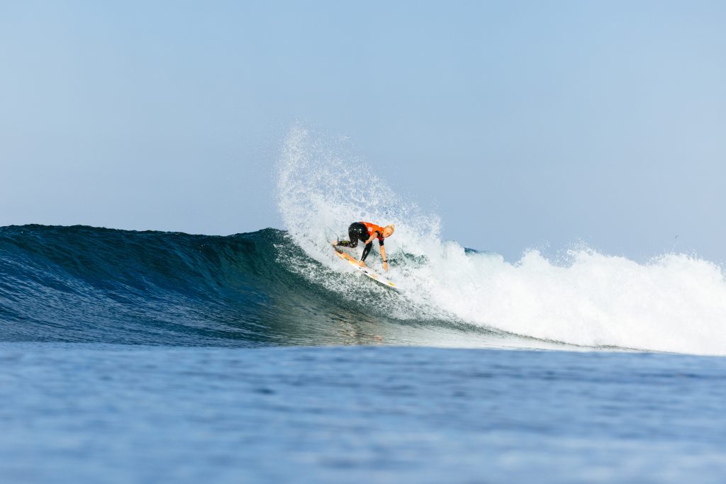 Tatiana Weston-Webb é a terceira melhor surfista de 2024.