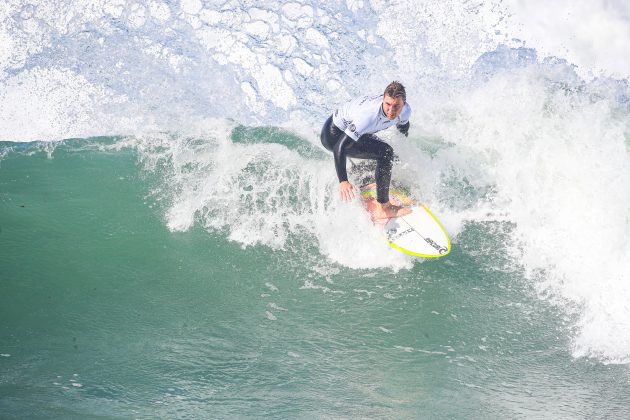 Tully Wylie, Ericeira Pro 2024, Ribeira D'Ilhas, Portugal. Foto: WSL / Masurel.