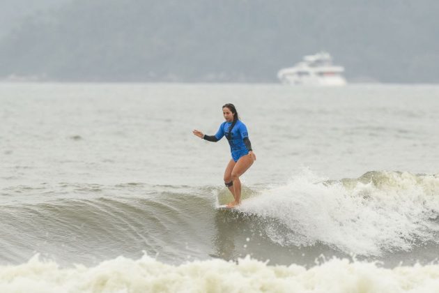 Gabi Sztamfater, CBSurf BC Surf Festival, Praia Central, Camboriú (SC). Foto: Márcio David.