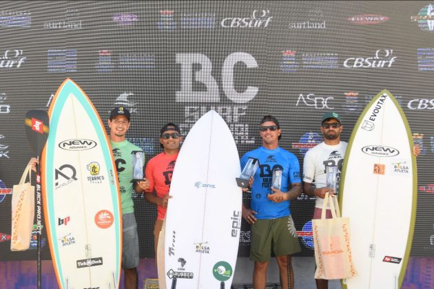 Pódio SUP Surf Pro, CBSurf BC Surf Festival, Praia Central, Camboriú (SC). Foto: Márcio David.