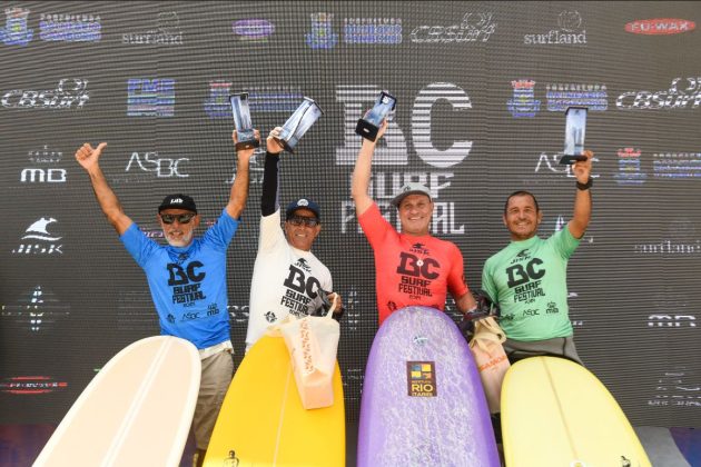 Pódio Longboard 50+, CBSurf BC Surf Festival, Praia Central, Camboriú (SC). Foto: Márcio David.