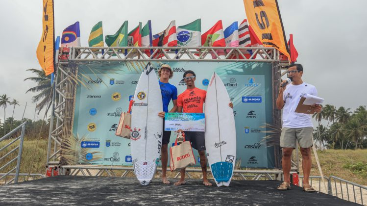 Ryan Kainalo e Fabricio Bulhões, Francês Surf Festival, Marechal Deodoro (AL). Foto: Fabio Barrios de Oliveira.