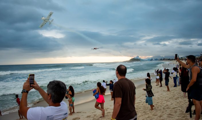 Esquadrilha Ceu, Corona Saquarema Pro 2024, Praia de Itaúna (RJ). Foto: Esquadrilha Ceu.