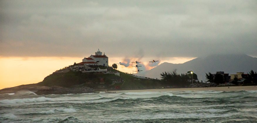 Esquadrilha Ceu, Corona Saquarema Pro 2024, Praia de Itaúna (RJ). Foto: Esquadrilha Ceu.