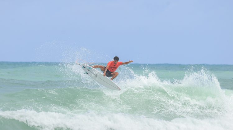 Fabricio Bulhões, Francês Surf Festival, Marechal Deodoro (AL). Foto: Fabio Barrios de Oliveira.