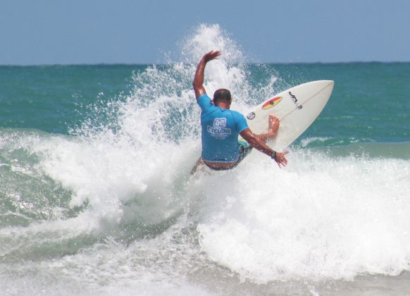 Fernando Santos, Pernambucano de Surf 2024, Praia do Cupe, Porto de Galinhas, Ipojuca (PE). Foto: Alexandre Gondim.