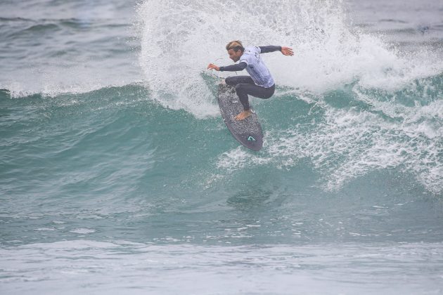 Gatien Delahaye, Ericeira Pro 2024, Ribeira D'Ilhas, Portugal. Foto: WSL / Masurel.