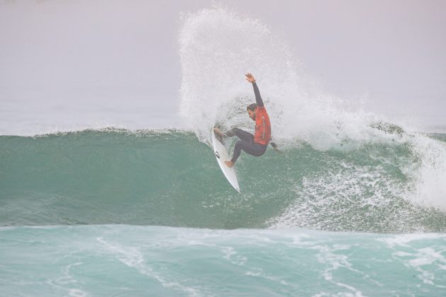 Jorgann Couzinet, Ericeira Pro 2024, Ribeira D'Ilhas, Portugal. Foto: WSL / Masurel.