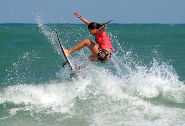 Kemily Sampaio, Francês Surf Festival, Marechal Deodoro (AL). Foto: Alexandre Gondim.