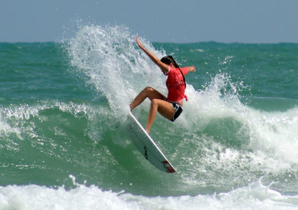 Kiany Hyakutake, Francês Surf Festival, Marechal Deodoro (AL). Foto: Alexandre Gondim.