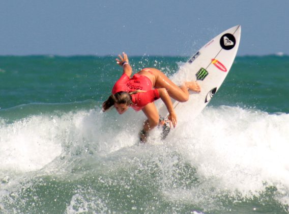 Laura Raupp, Francês Surf Festival, Marechal Deodoro (AL). Foto: Alexandre Gondim.