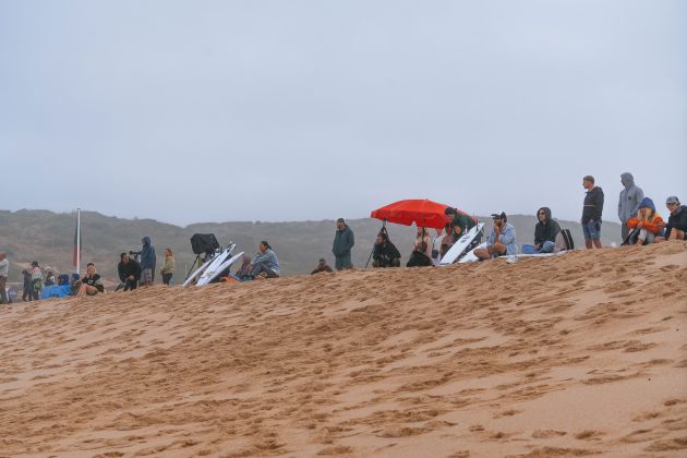 Público, Ericeira Pro 2024, Ribeira D'Ilhas, Portugal. Foto: WSL / Manel Geada.