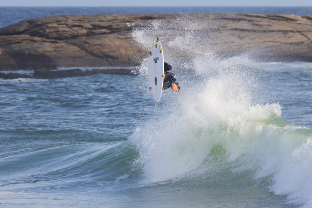 Mateus Herdy, Corona Saquarema Pro 2024, Itaúna, Rio de Janeiro. Foto: WSL / Daniel Smorigo.