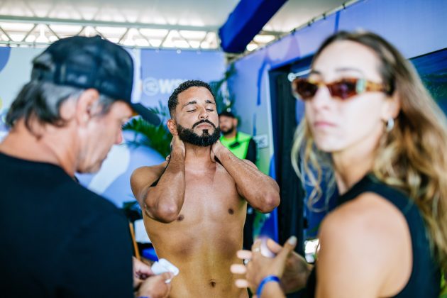 Michael Rodrigues, Corona Saquarema Pro 2024, Itaúna, Rio de Janeiro. Foto: WSL / Thiago Diz.