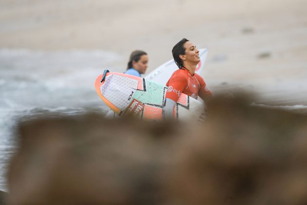 Sally Fitzgibbons, Ericeira Pro 2024, Ribeira D'Ilhas, Portugal. Foto: WSL / Masurel.