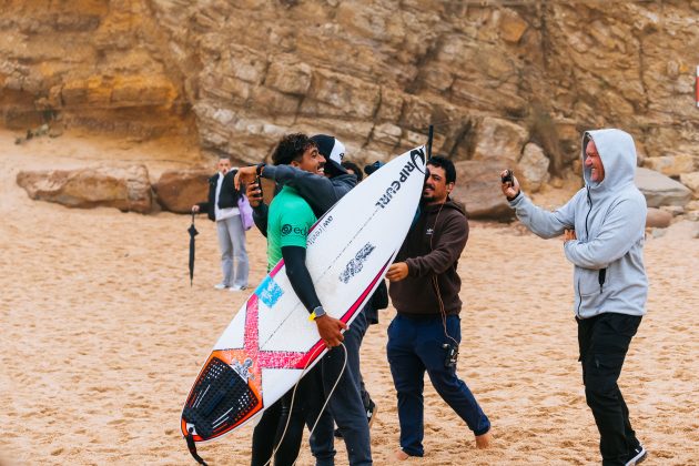 Samuel Pupo e Miguel Pupo, Ericeira Pro 2024, Ribeira D'Ilhas, Portugal. Foto: WSL / Manel Geada.